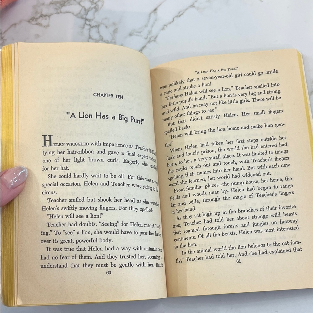 The Story of Helen Keller Book - Picture 5 of 8